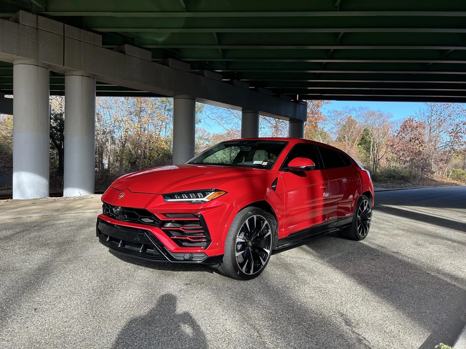 2021 Lamborghini Urus - Image 26 of 31