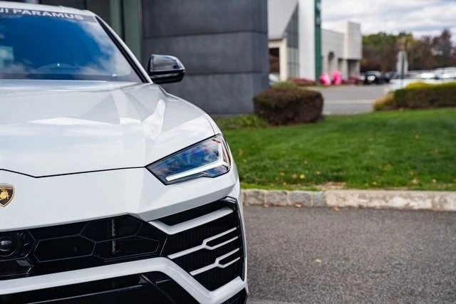 2021 Lamborghini Urus - Image 3 of 12