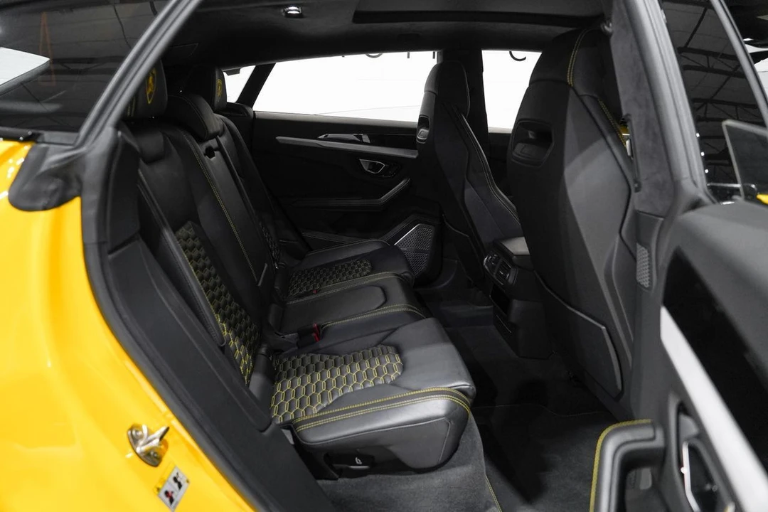 2021 Lamborghini Urus - Image 18 of 21