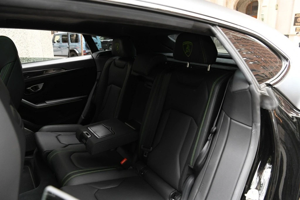 2021 Lamborghini Urus - Image 12 of 12