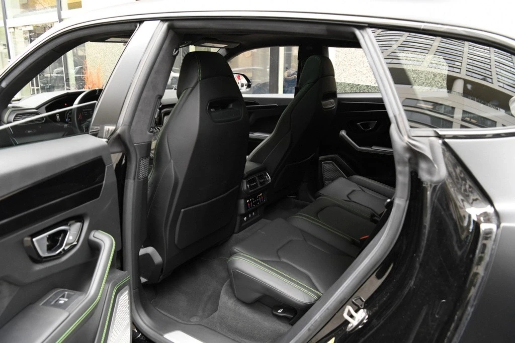 2021 Lamborghini Urus - Image 10 of 12