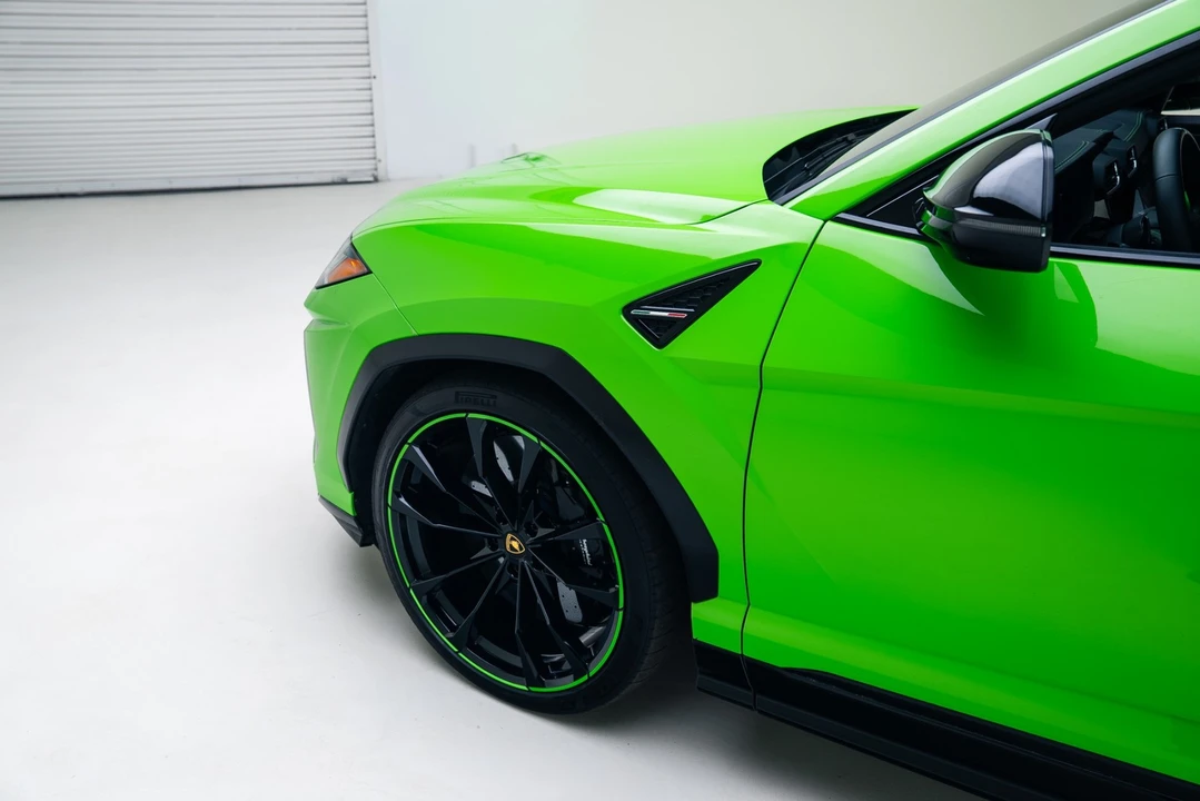 2021 Lamborghini Urus - Image 16 of 21
