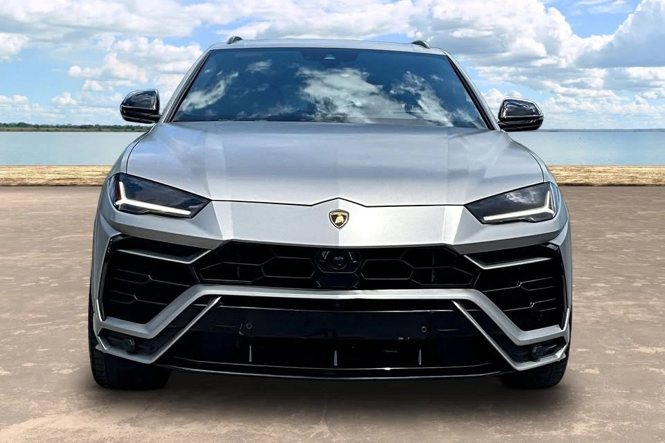 2021 Lamborghini Urus - Image 2 of 5