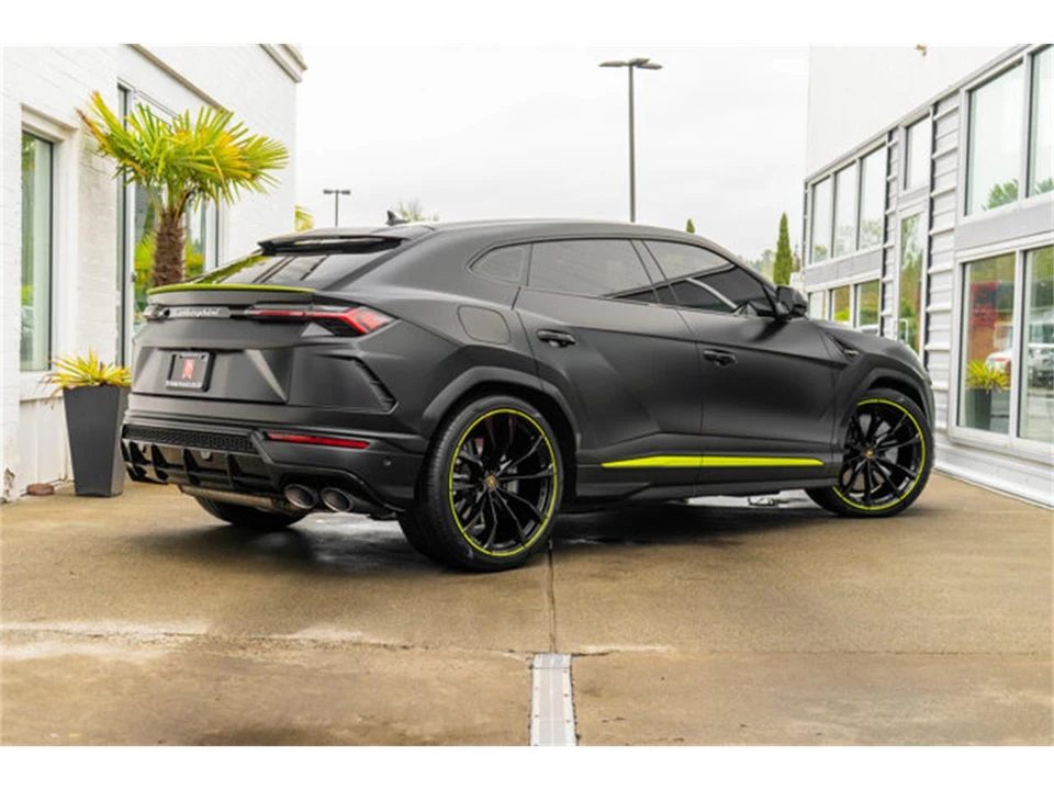 2021 Lamborghini Urus - Image 7 of 12