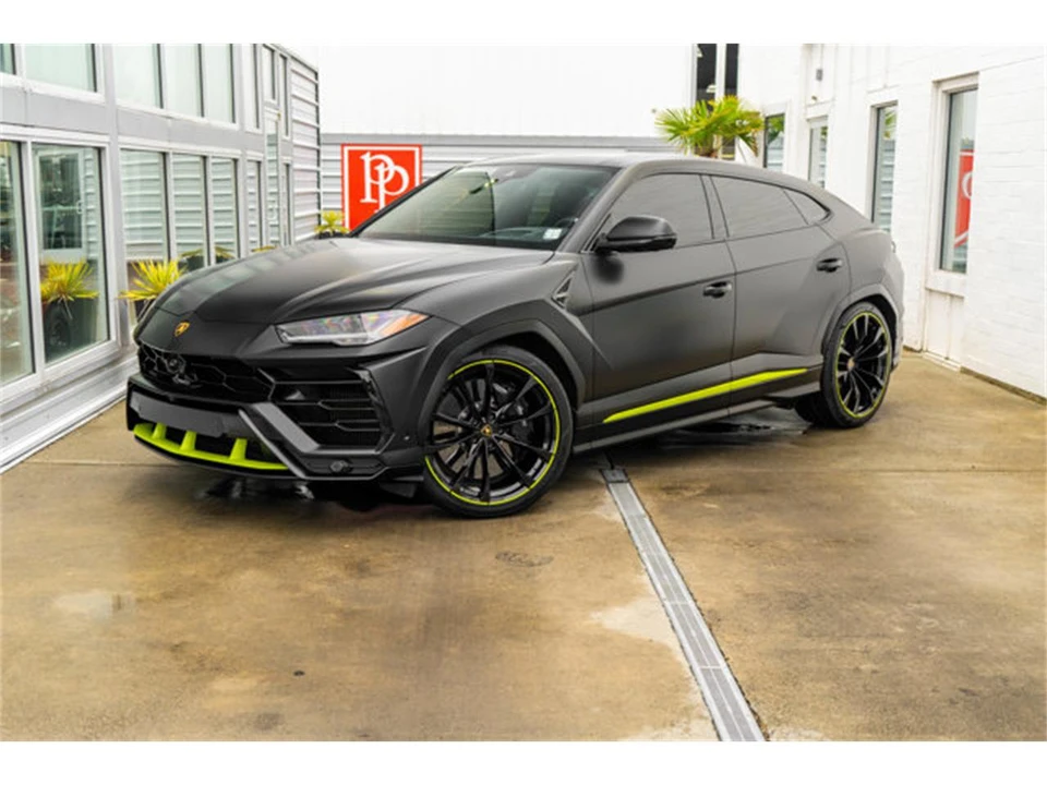 2021 Lamborghini Urus - Image 2 of 12