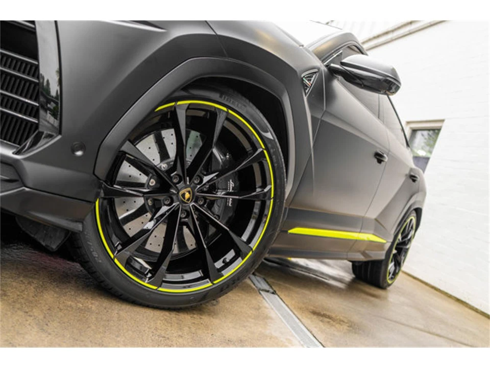 2021 Lamborghini Urus - Image 4 of 12