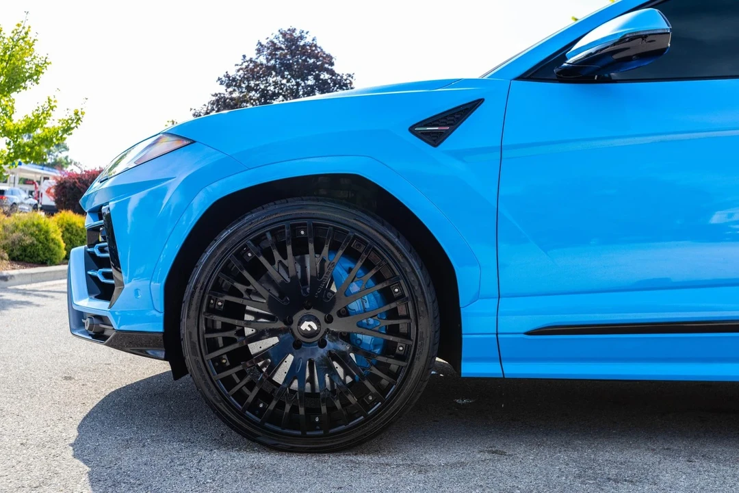 2021 Lamborghini Urus - Image 4 of 12