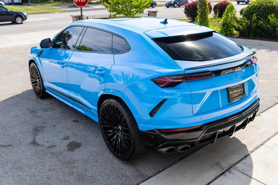 2021 Lamborghini Urus - Image 13 of 21