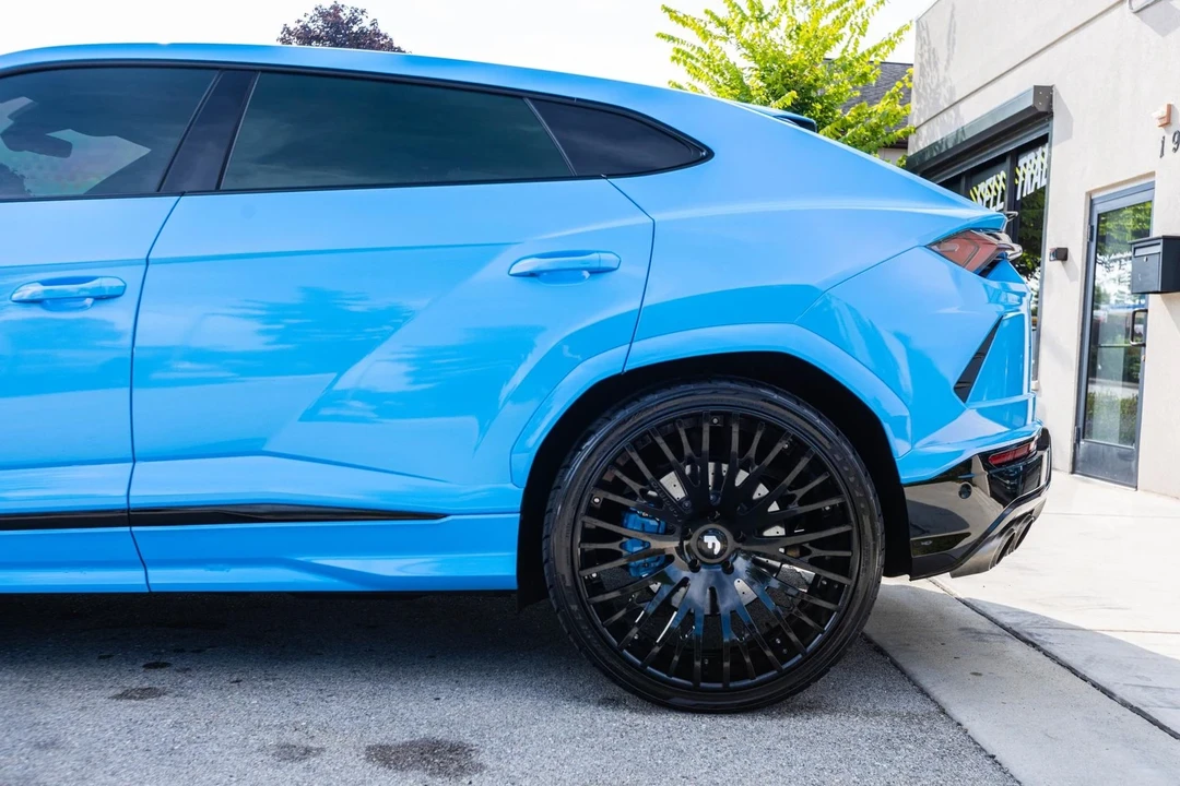 2021 Lamborghini Urus - Image 10 of 12