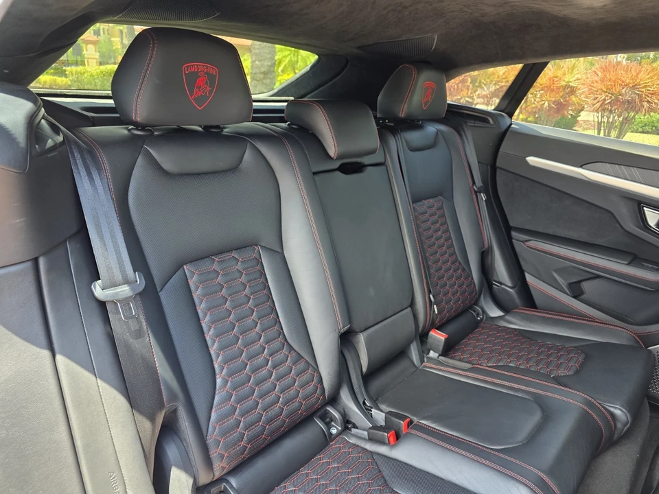 2021 Lamborghini Urus - Image 17 of 17