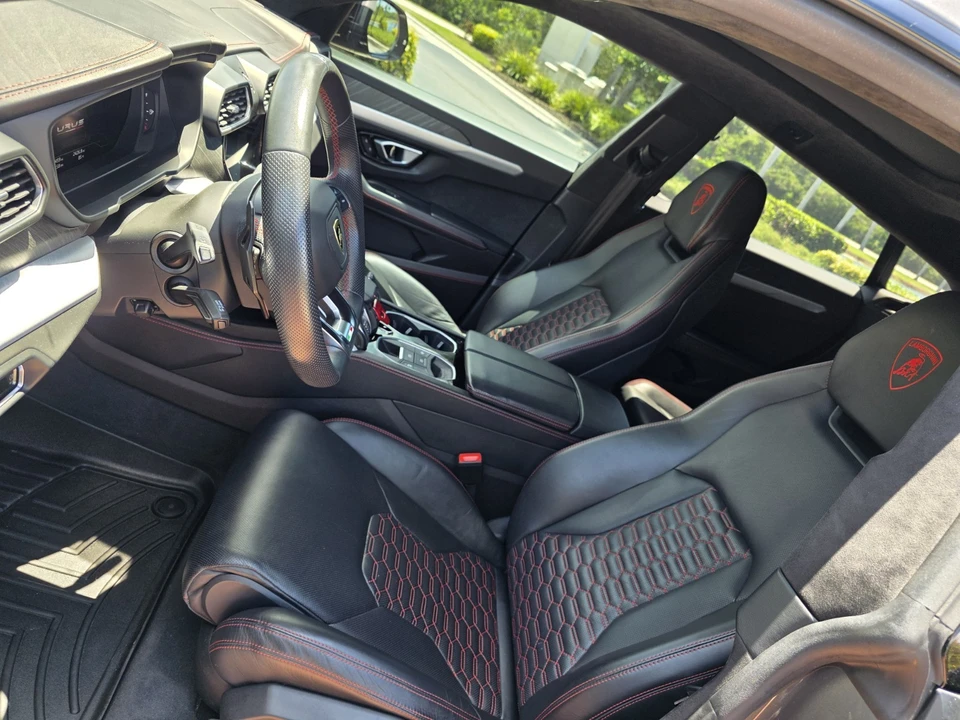 2021 Lamborghini Urus - Image 11 of 17