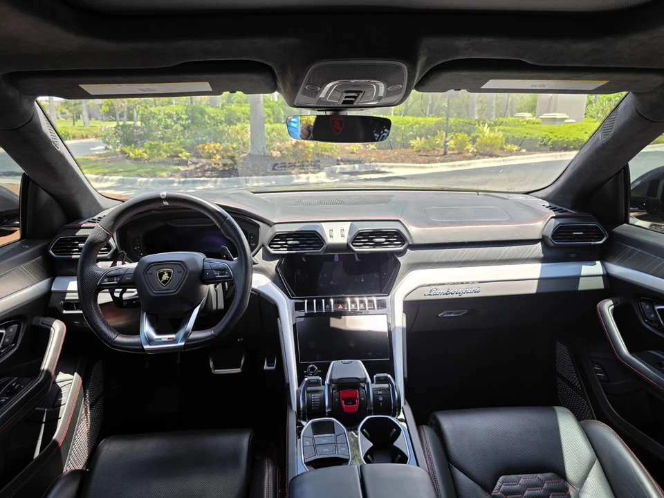 2021 Lamborghini Urus - Image 13 of 17