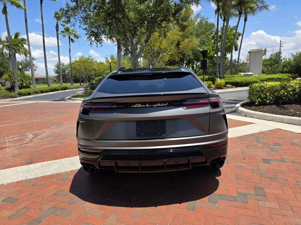 2021 Lamborghini Urus - Image 6 of 17