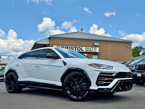 2021 Lamborghini Urus Pearl Capsule