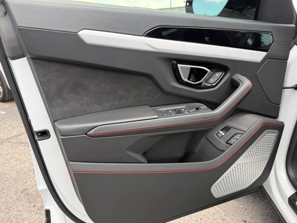 2021 Lamborghini Urus - Image 6 of 20