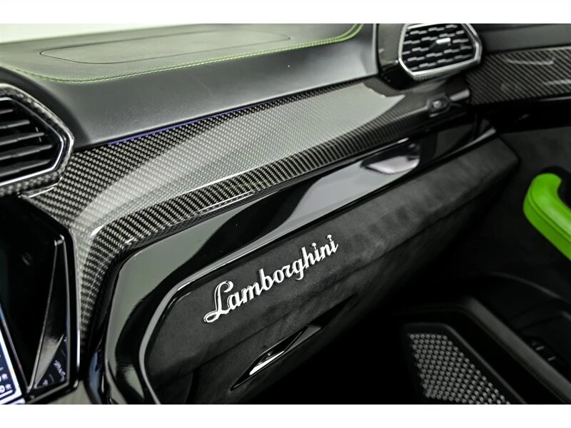 2021 Lamborghini Urus - Image 30 of 31