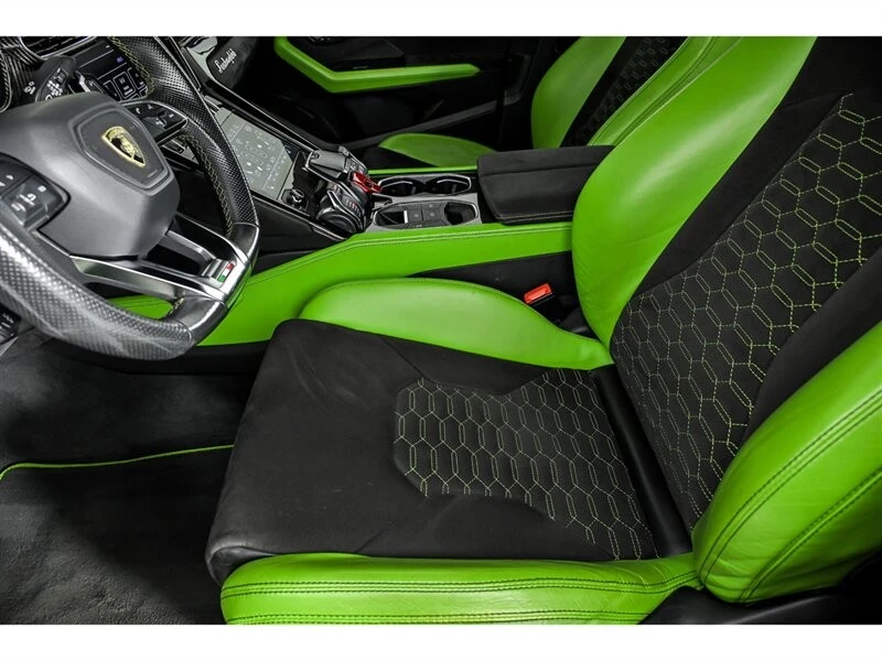 2021 Lamborghini Urus - Image 17 of 31
