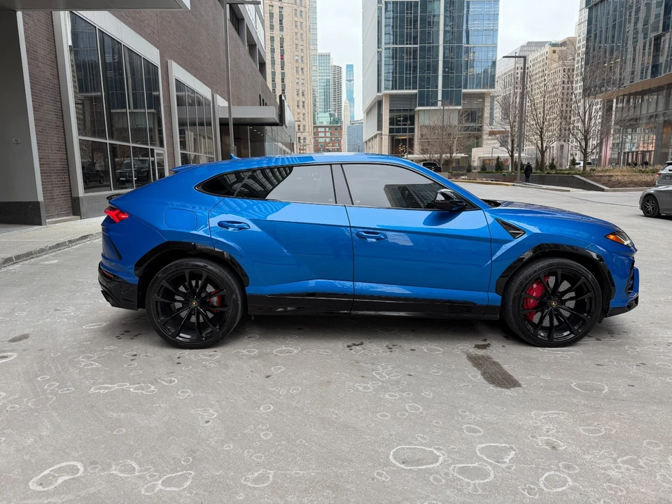 2021 Lamborghini Urus - Image 10 of 21