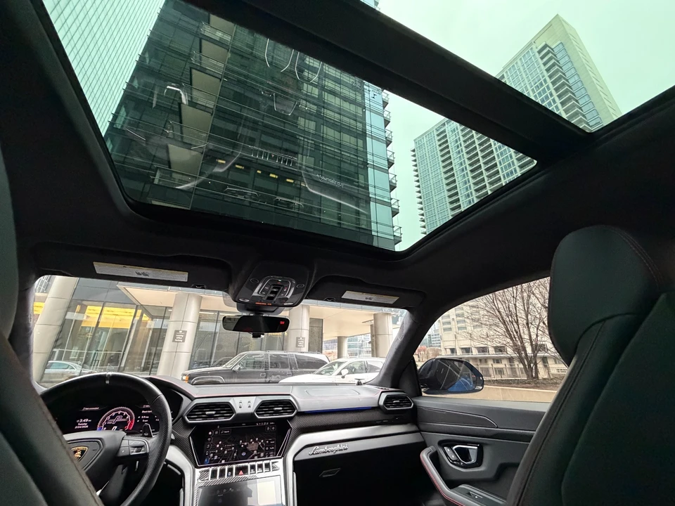 2021 Lamborghini Urus - Image 15 of 21