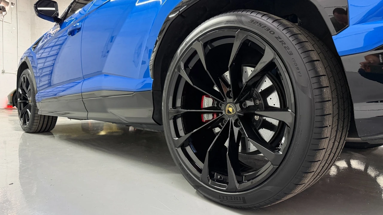 2021 Lamborghini Urus - Image 21 of 31