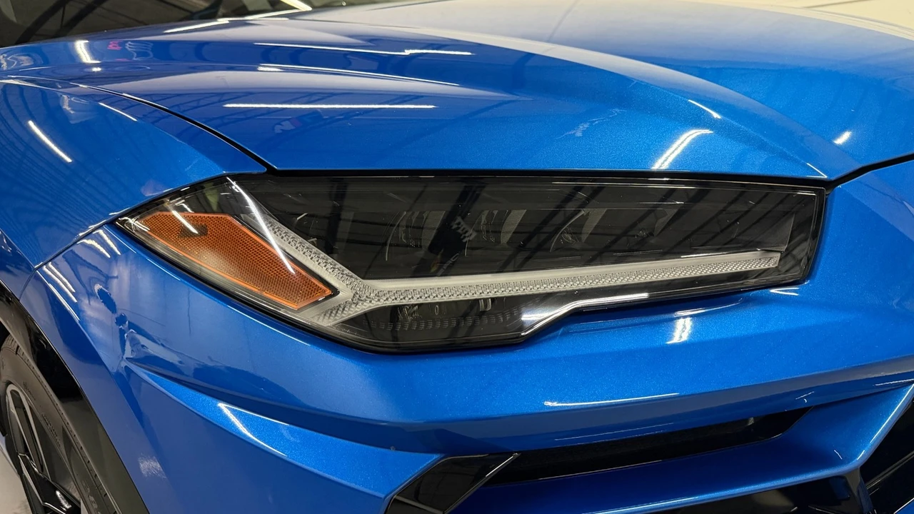 2021 Lamborghini Urus - Image 4 of 31