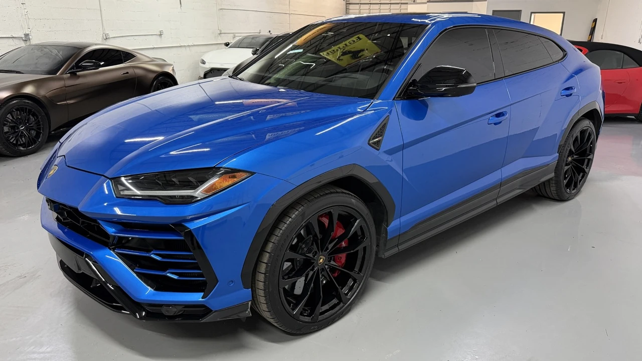 2021 Lamborghini Urus - Image 28 of 31