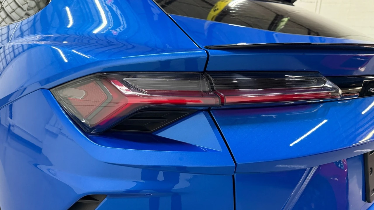2021 Lamborghini Urus - Image 18 of 31
