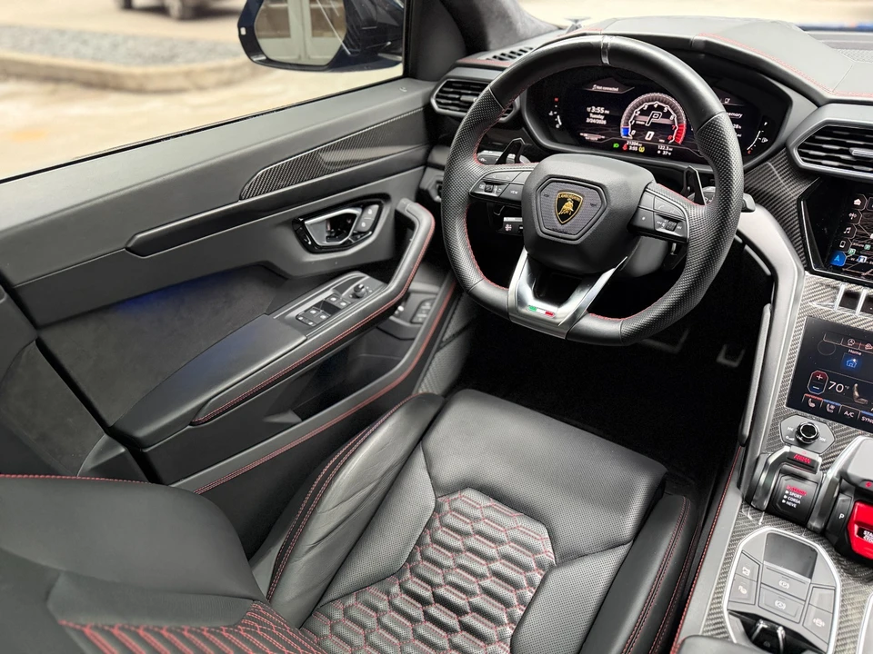 2021 Lamborghini Urus - Image 12 of 21