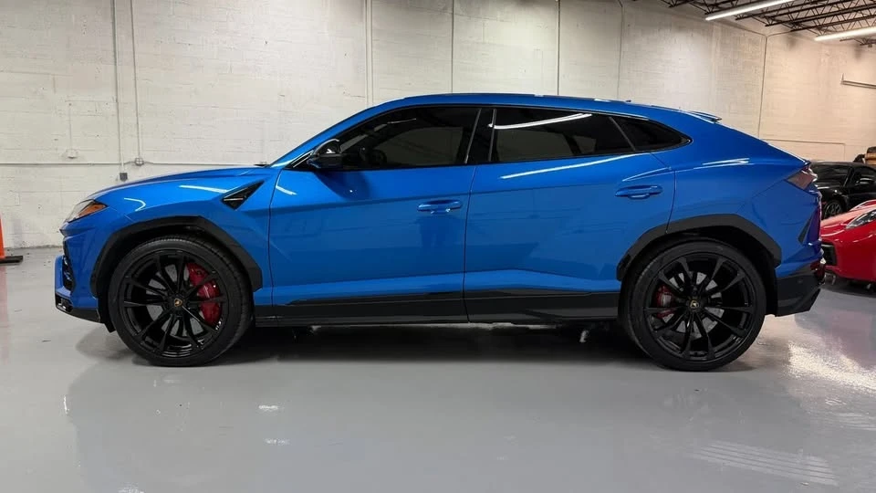 2021 Lamborghini Urus - Image 8 of 20