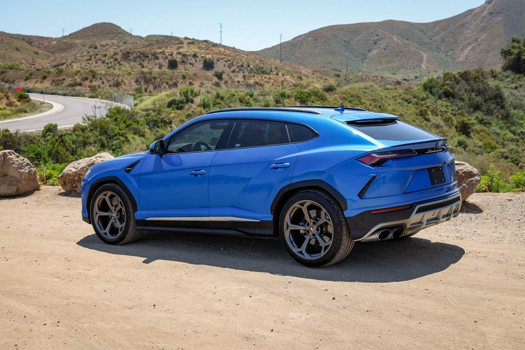 2021 Lamborghini Urus - Image 15 of 31
