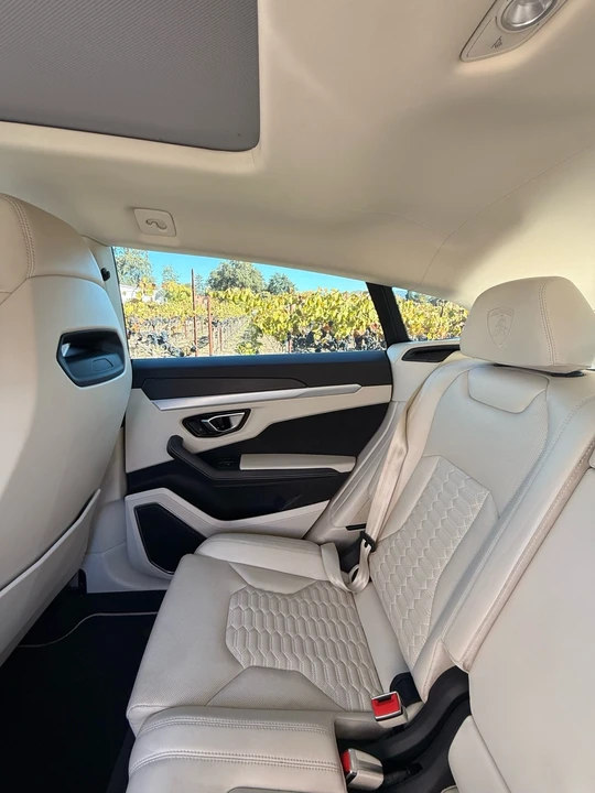 2021 Lamborghini Urus - Image 12 of 12