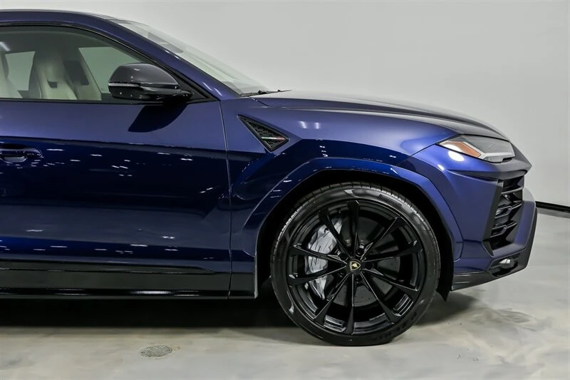 2021 Lamborghini Urus - Image 15 of 21
