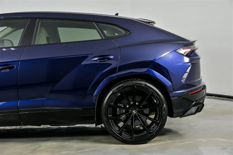 2021 Lamborghini Urus - Image 9 of 21