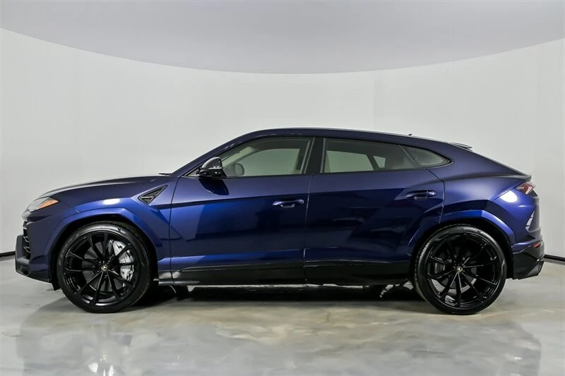 2021 Lamborghini Urus - Image 8 of 21