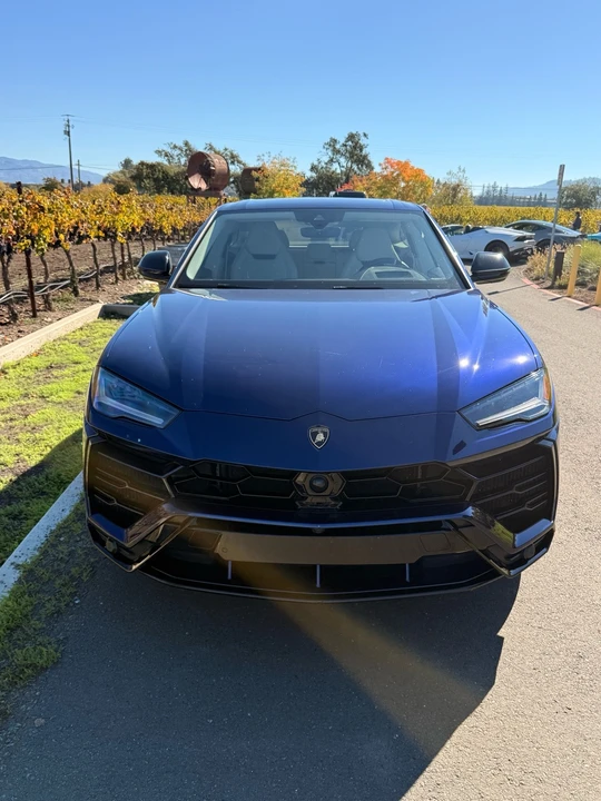 2021 Lamborghini Urus - Image 2 of 12