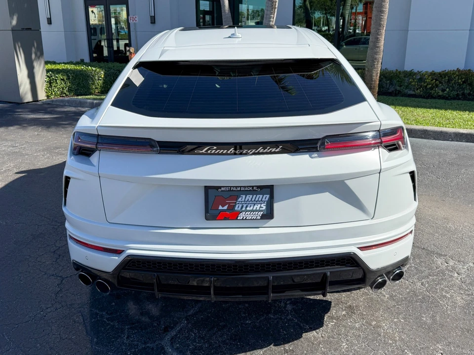 2021 Lamborghini Urus - Image 17 of 21