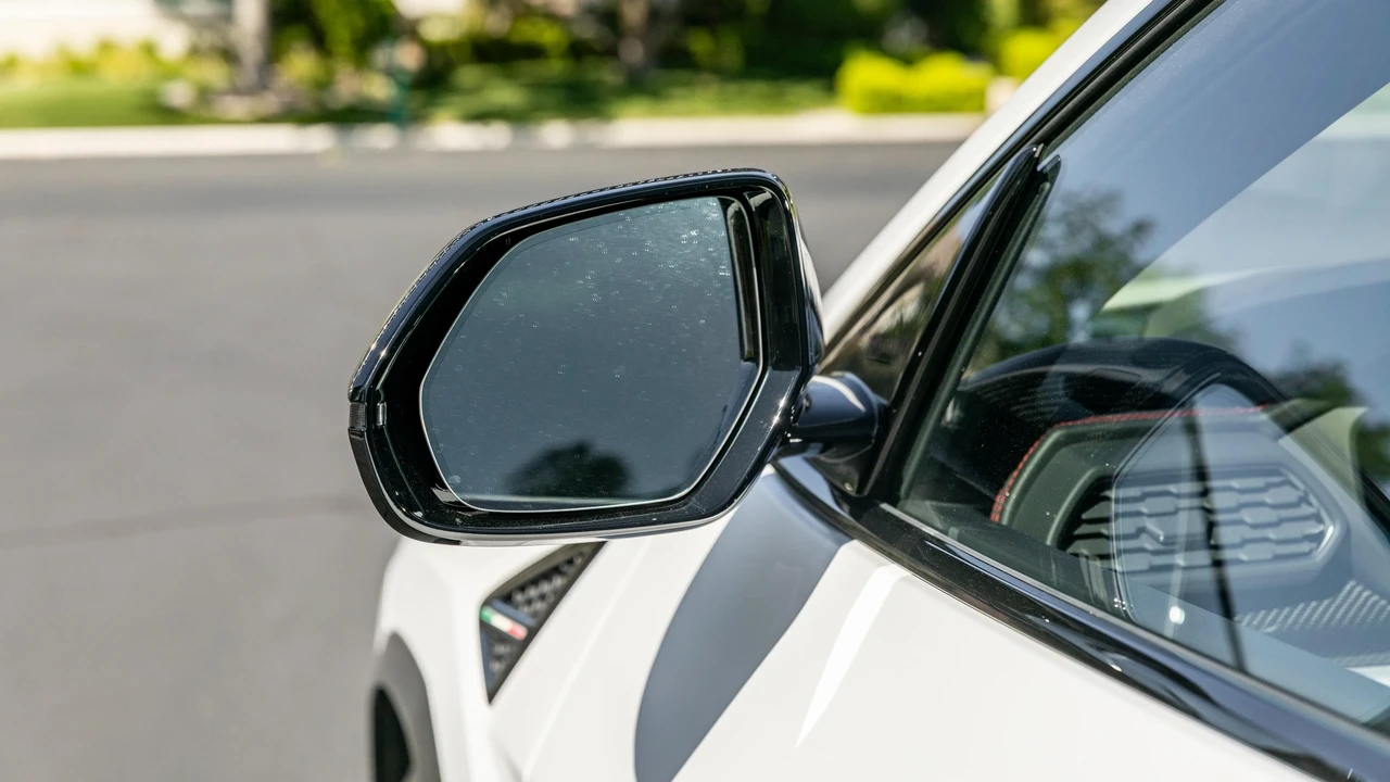 2021 Lamborghini Urus - Image 22 of 31