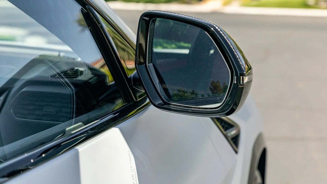 2021 Lamborghini Urus - Image 21 of 31