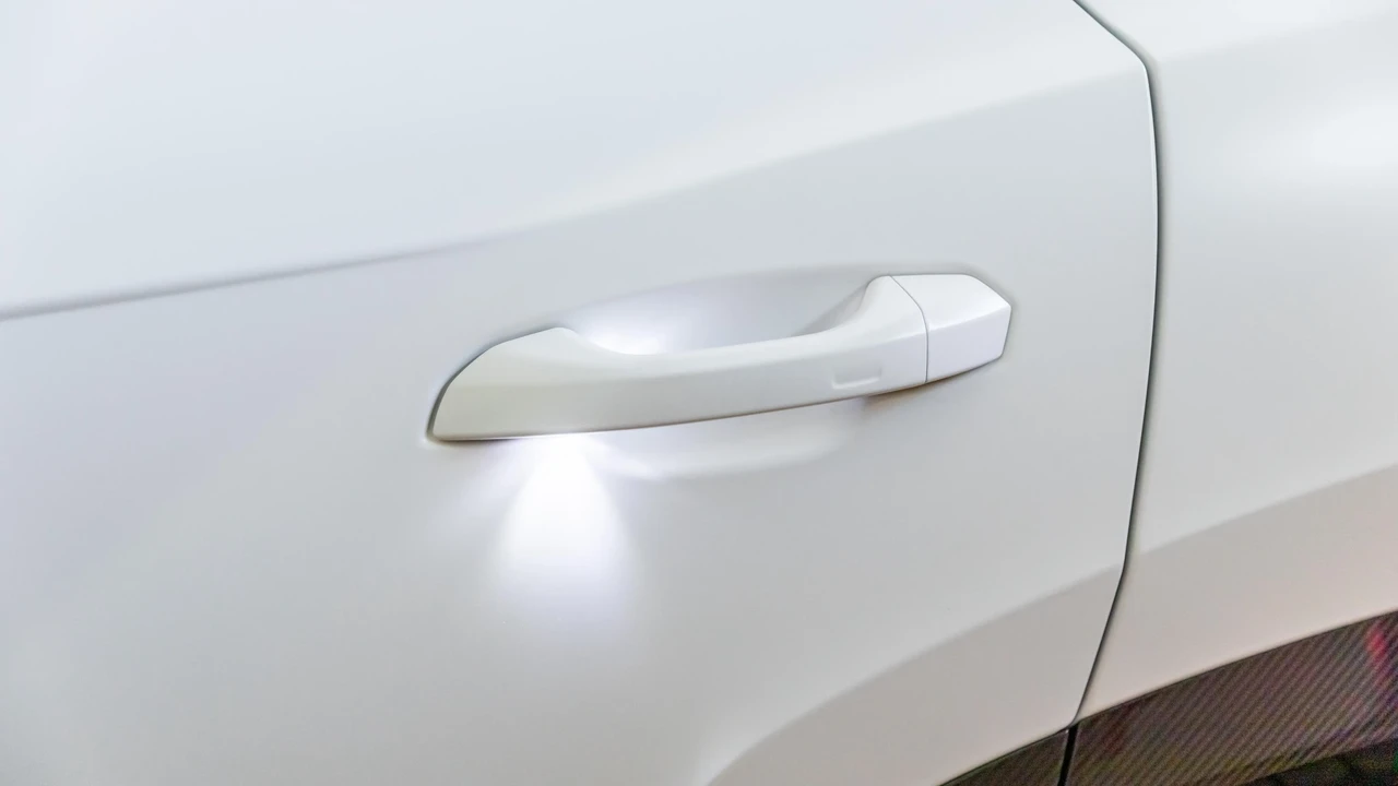 2021 Lamborghini Urus - Image 26 of 31