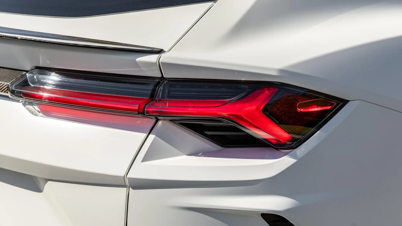 2021 Lamborghini Urus - Image 19 of 31