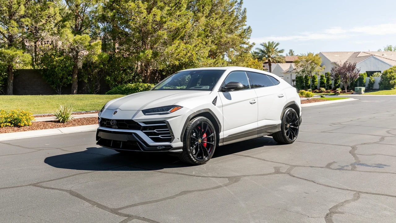 2021 Lamborghini Urus - Image 7 of 31