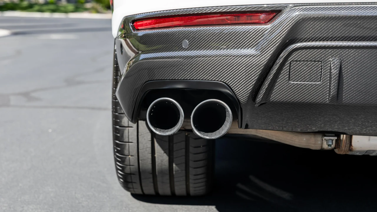 2021 Lamborghini Urus - Image 15 of 31