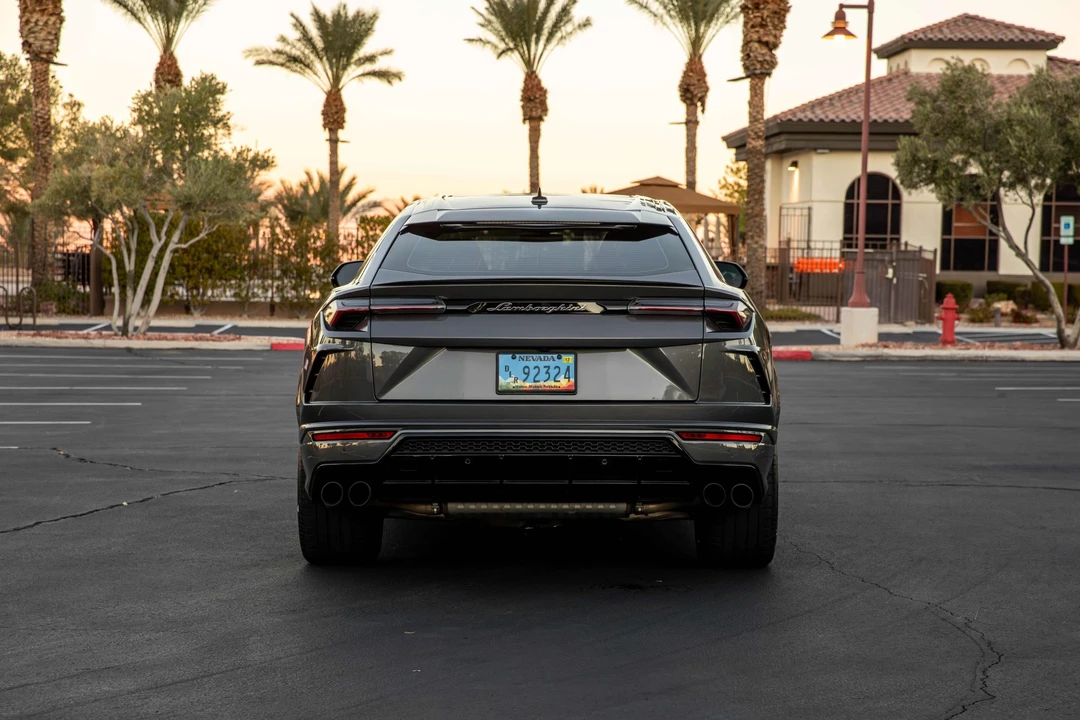 2021 Lamborghini Urus - Image 6 of 31