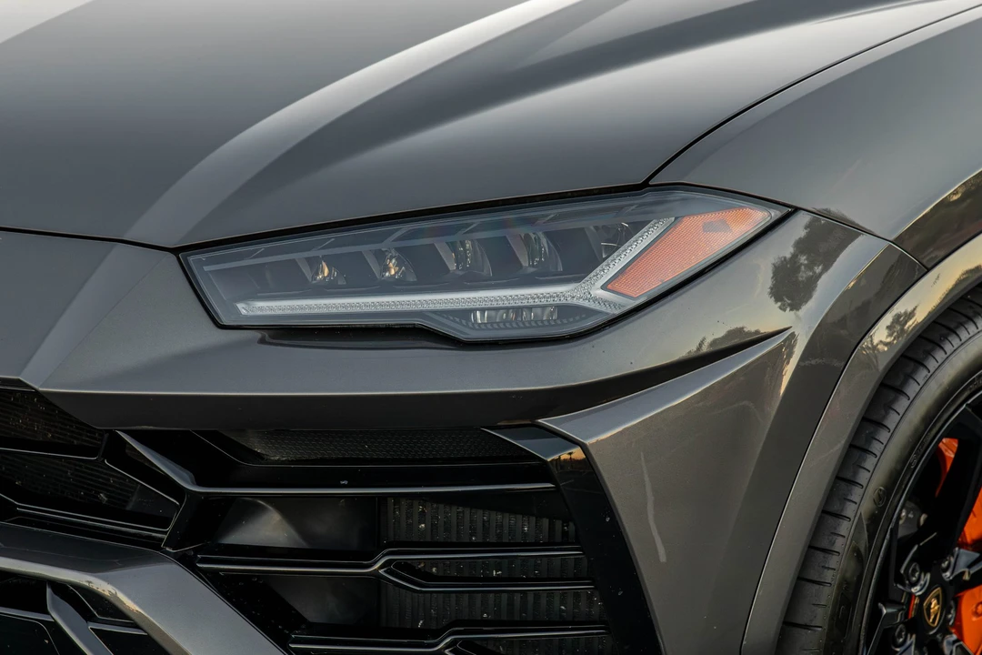 2021 Lamborghini Urus - Image 23 of 31