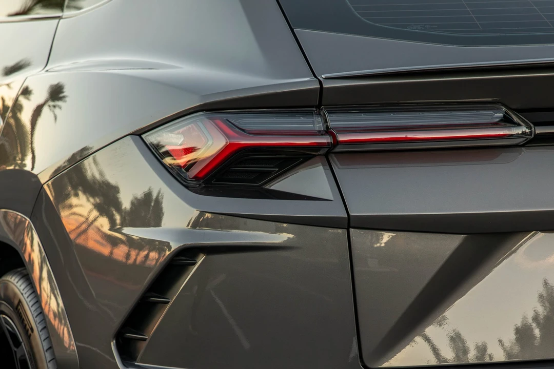 2021 Lamborghini Urus - Image 24 of 31