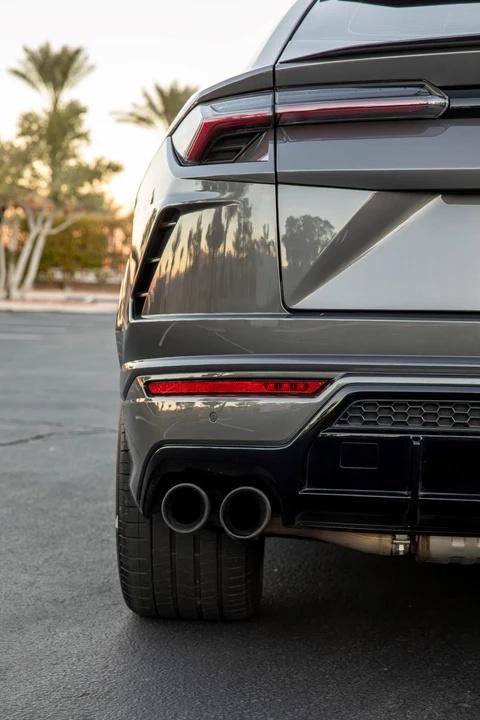 2021 Lamborghini Urus - Image 16 of 31