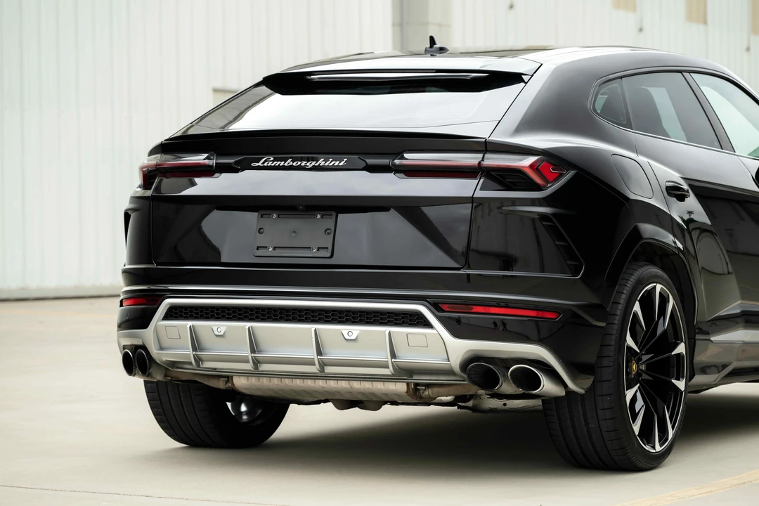 2021 Lamborghini Urus - Image 18 of 31