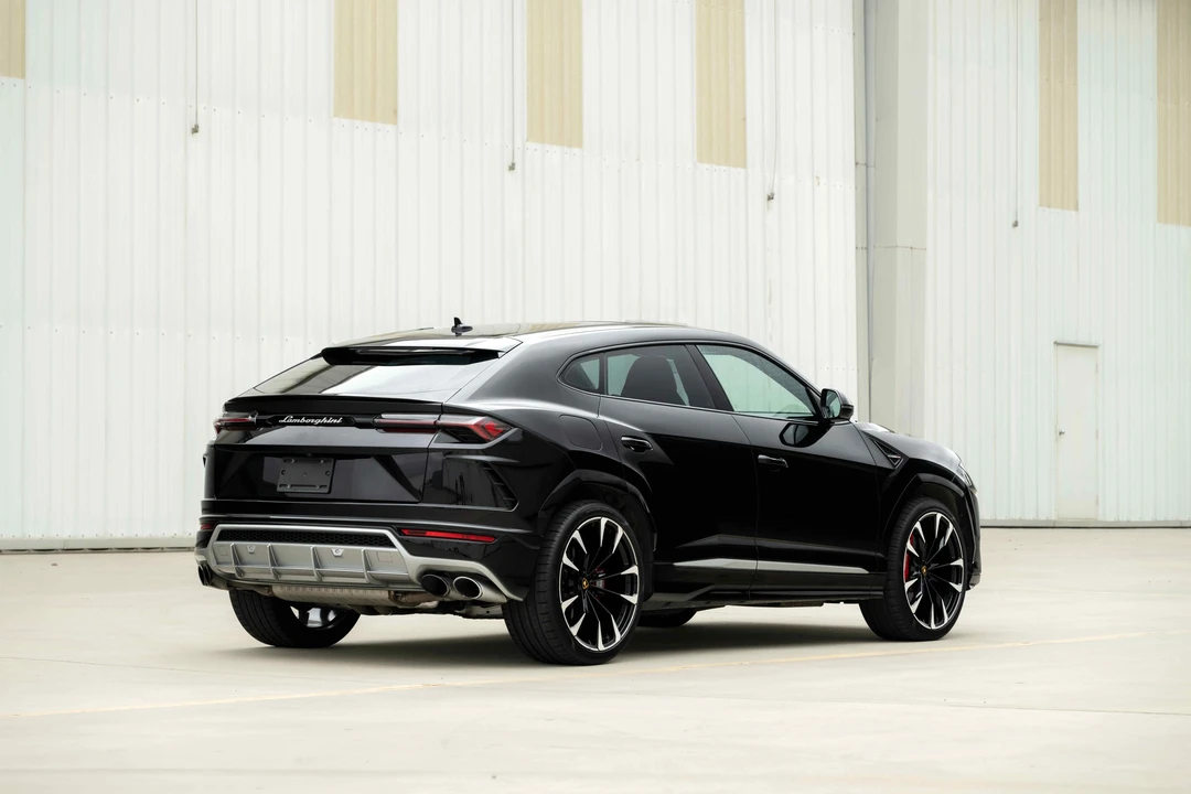 2021 Lamborghini Urus - Image 7 of 31