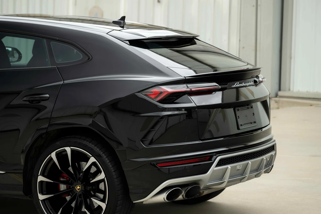 2021 Lamborghini Urus - Image 20 of 31