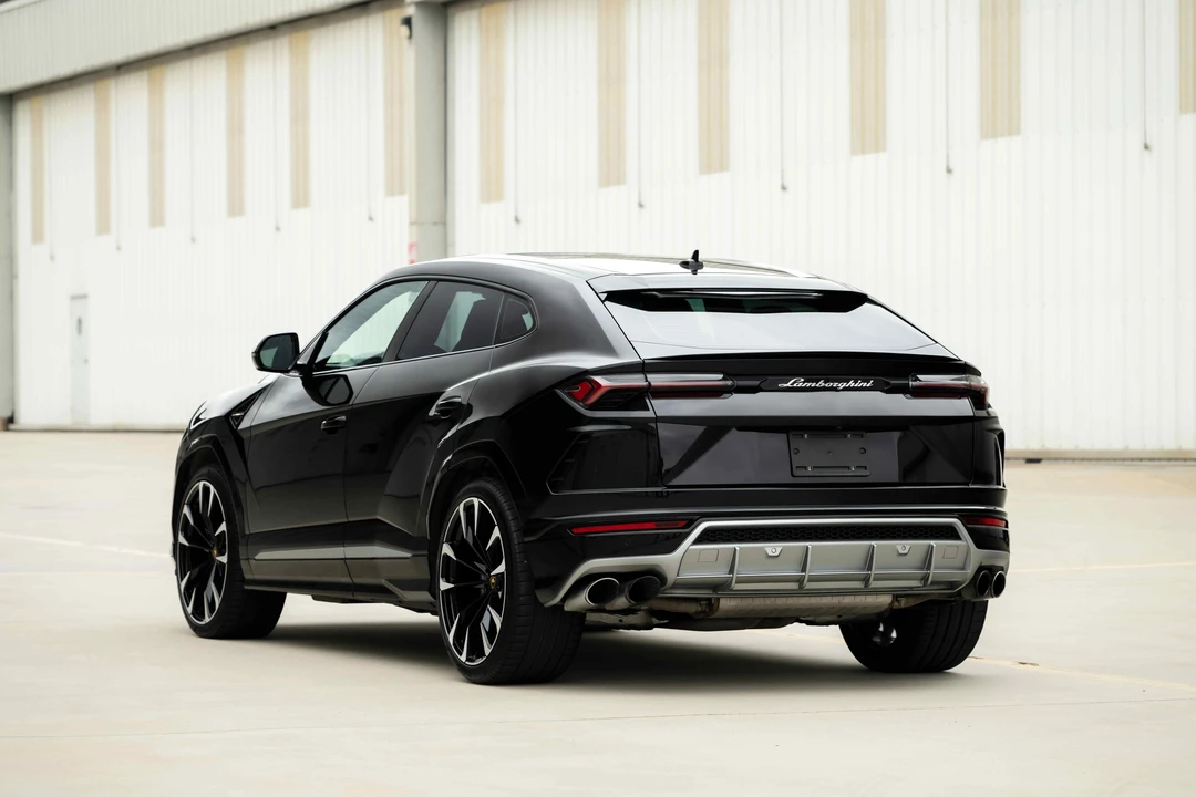 2021 Lamborghini Urus - Image 4 of 31